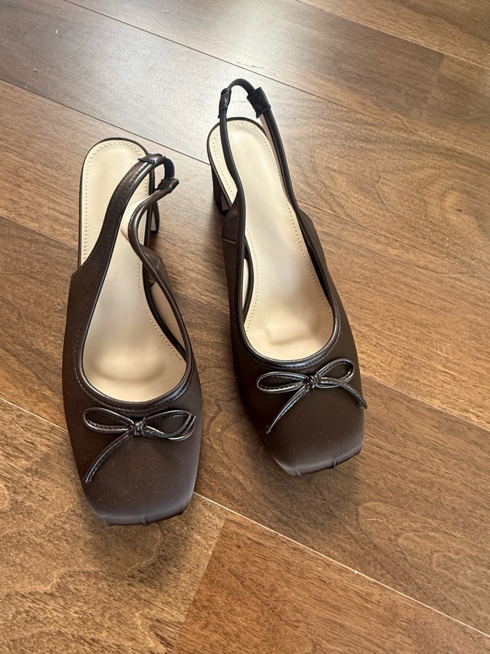 Brown Square-Toe Slingback Flats heels with Bow Accent